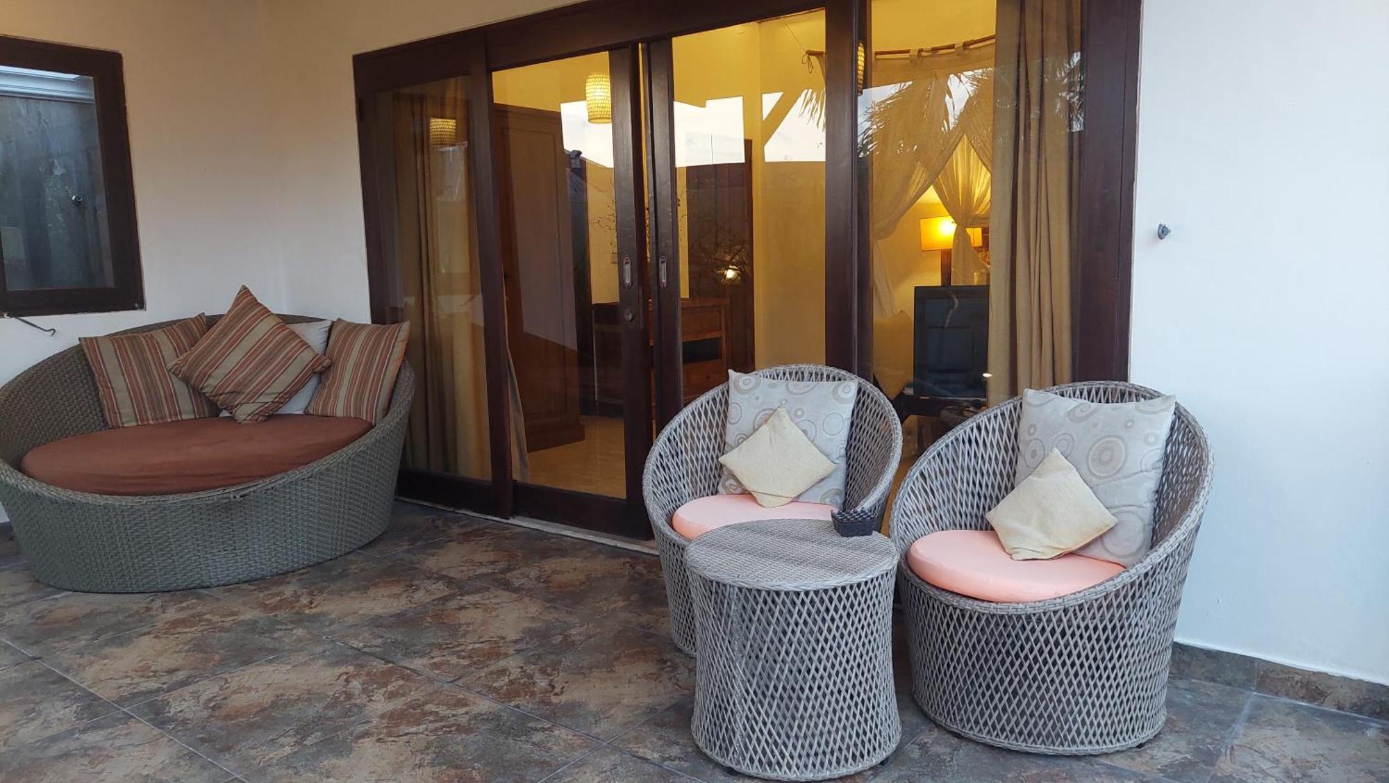 סמיניאק Villa Heliconia חדר תמונה