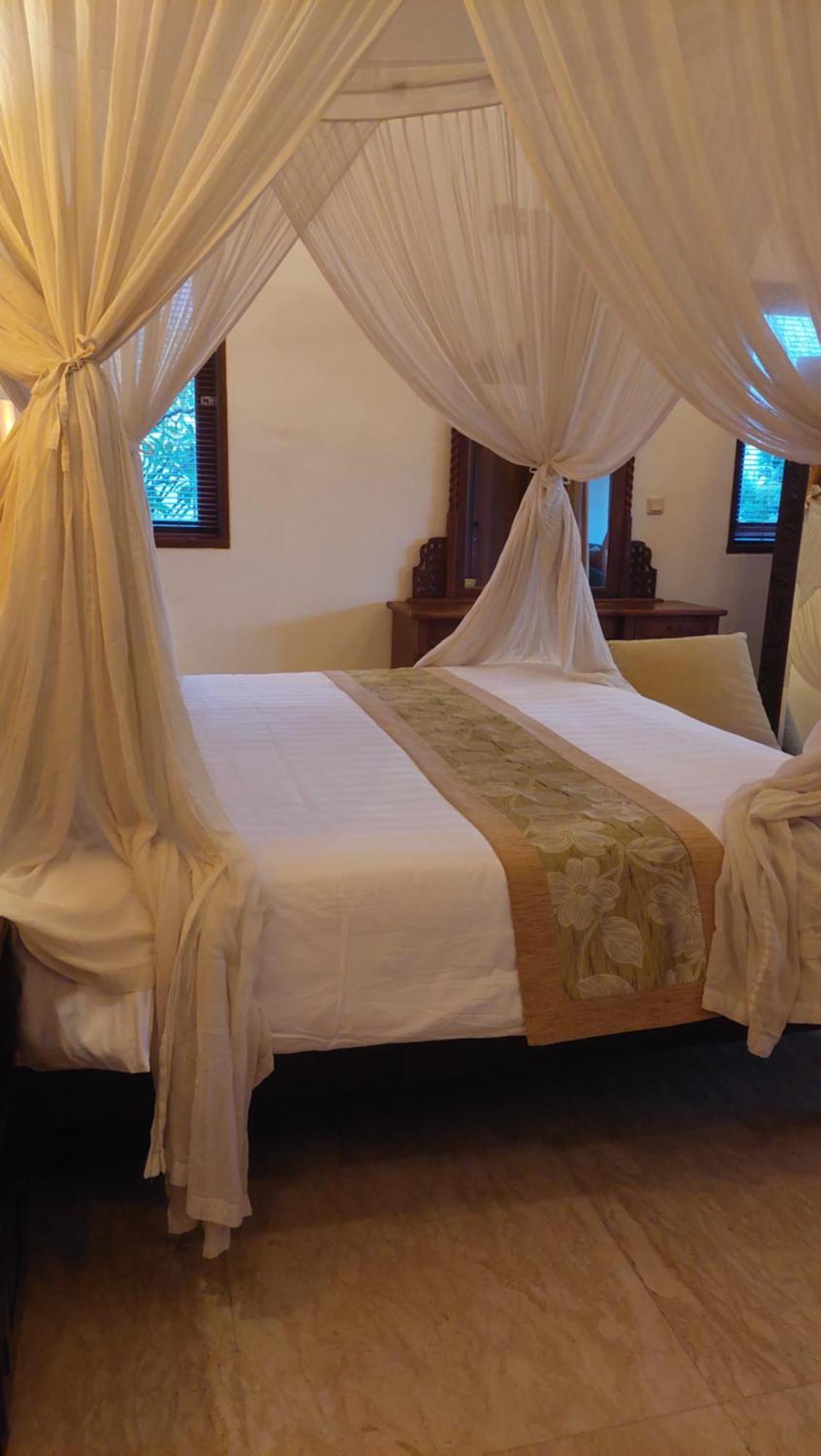 סמיניאק Villa Heliconia חדר תמונה